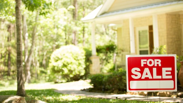 5 Things to Know About Buying At Auction